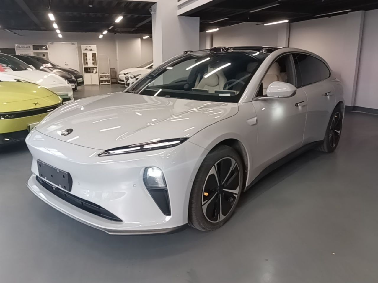 ET5T 2024 75kWh Touring
