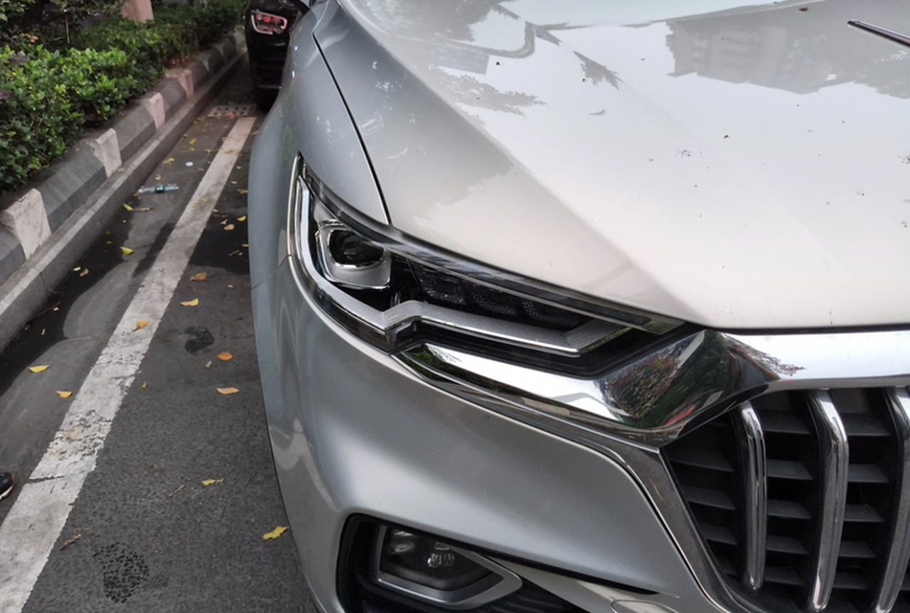 HS5 2019 2.0T Connected AWD photo 4