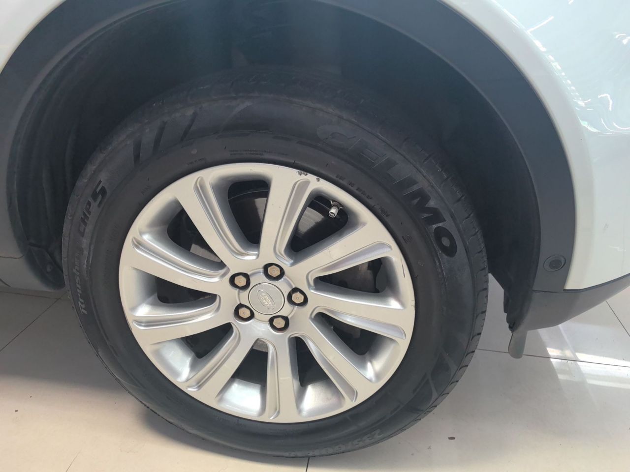 Discovery Sport 2018 240PS SE photo 3