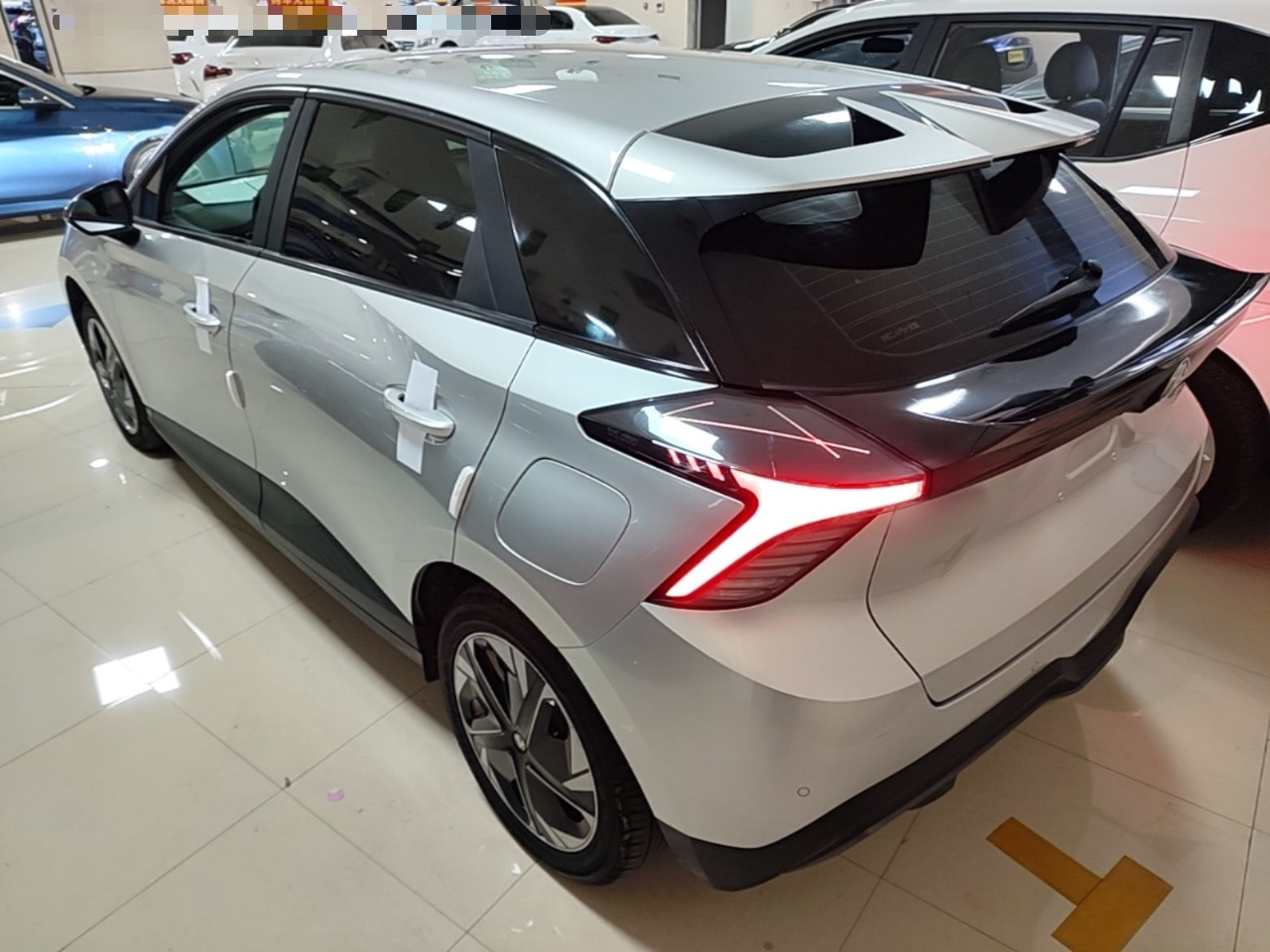 MG4 EV 2023 415km Champion photo 4