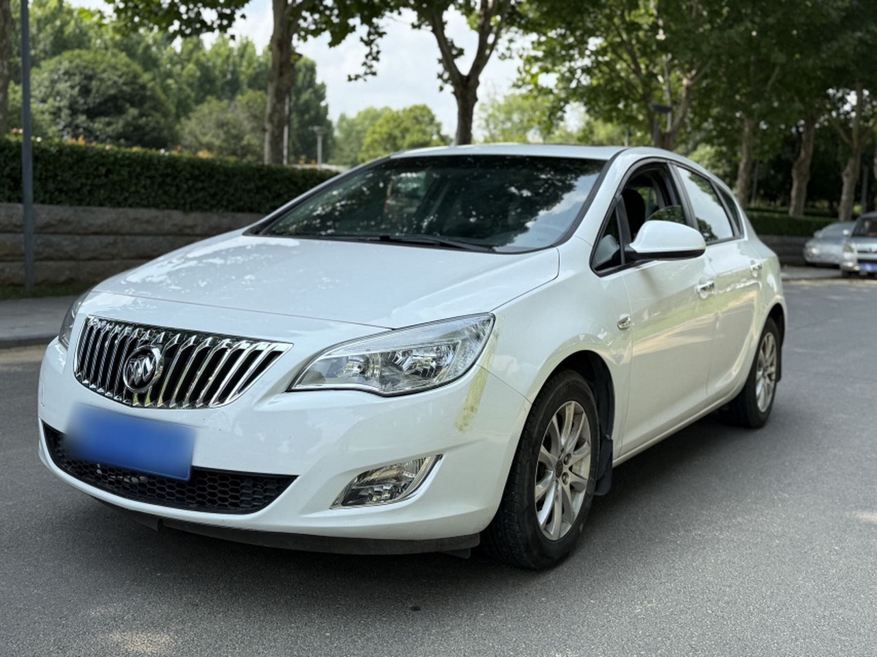 Excelle 2014 XT 1.6L AT Fashion