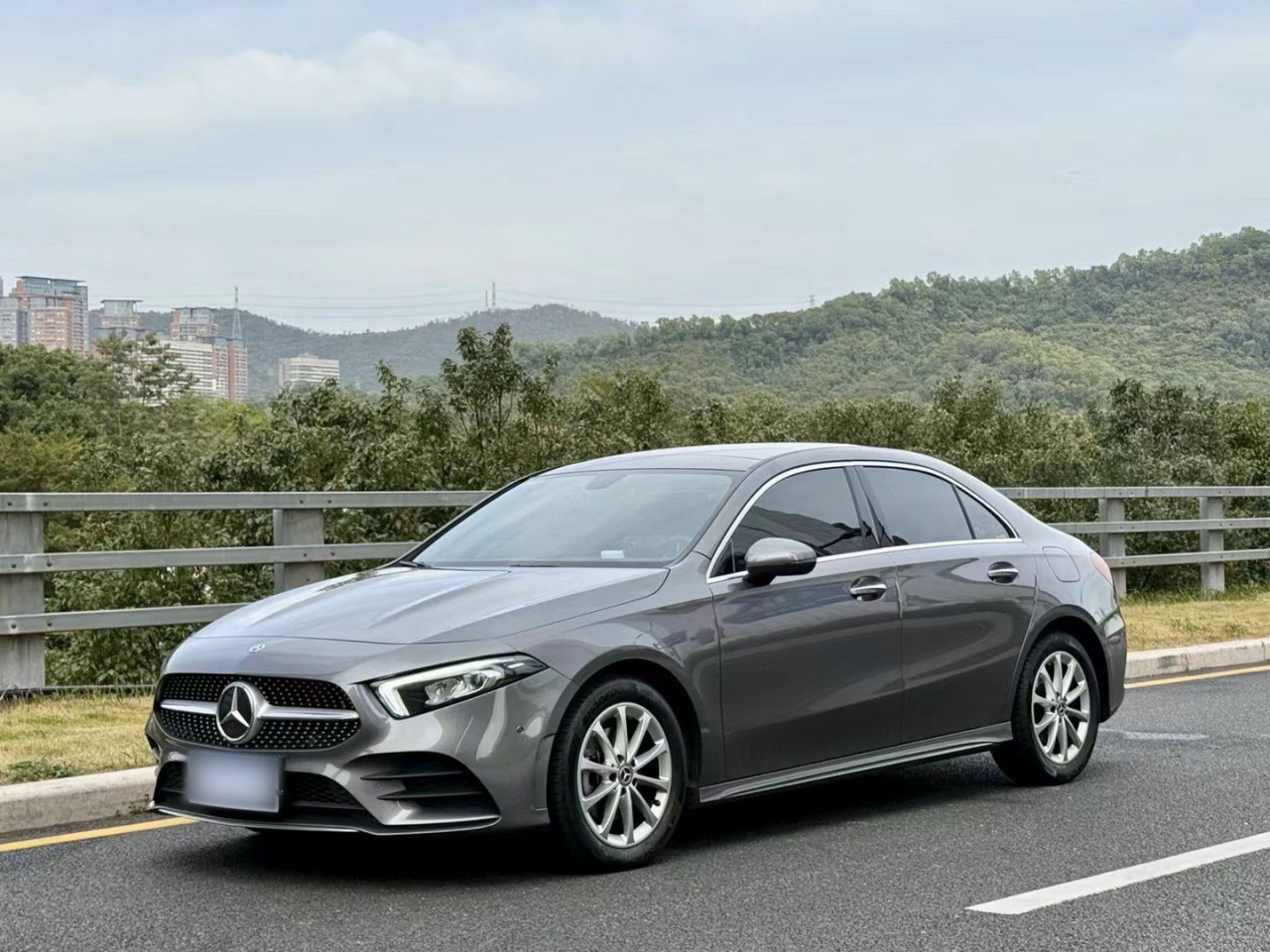 A-Class 2022 A 200 L Sport Fashion
