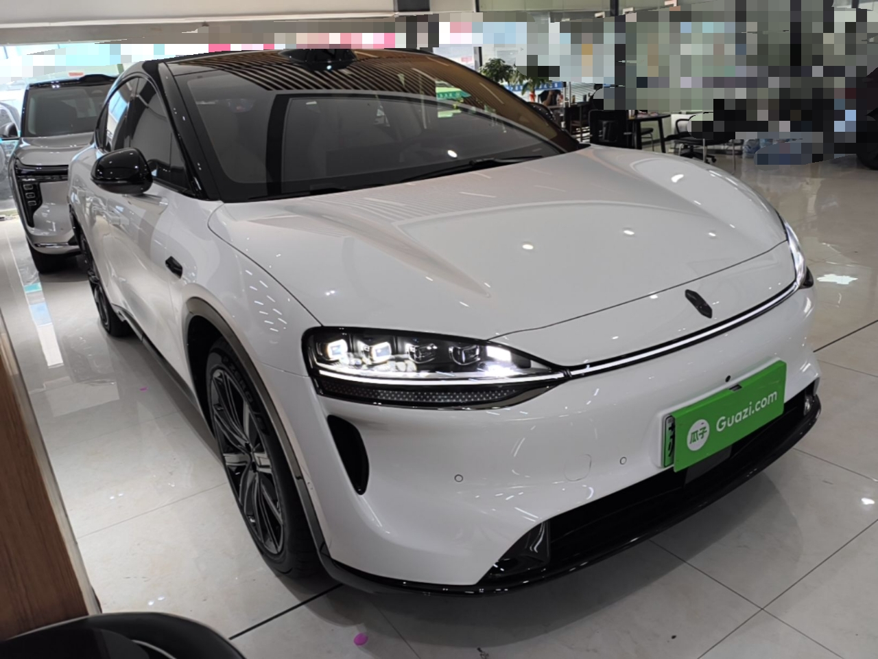HIMA Luxeed R7 2026 EV Max 192-Line LiDAR photo 3