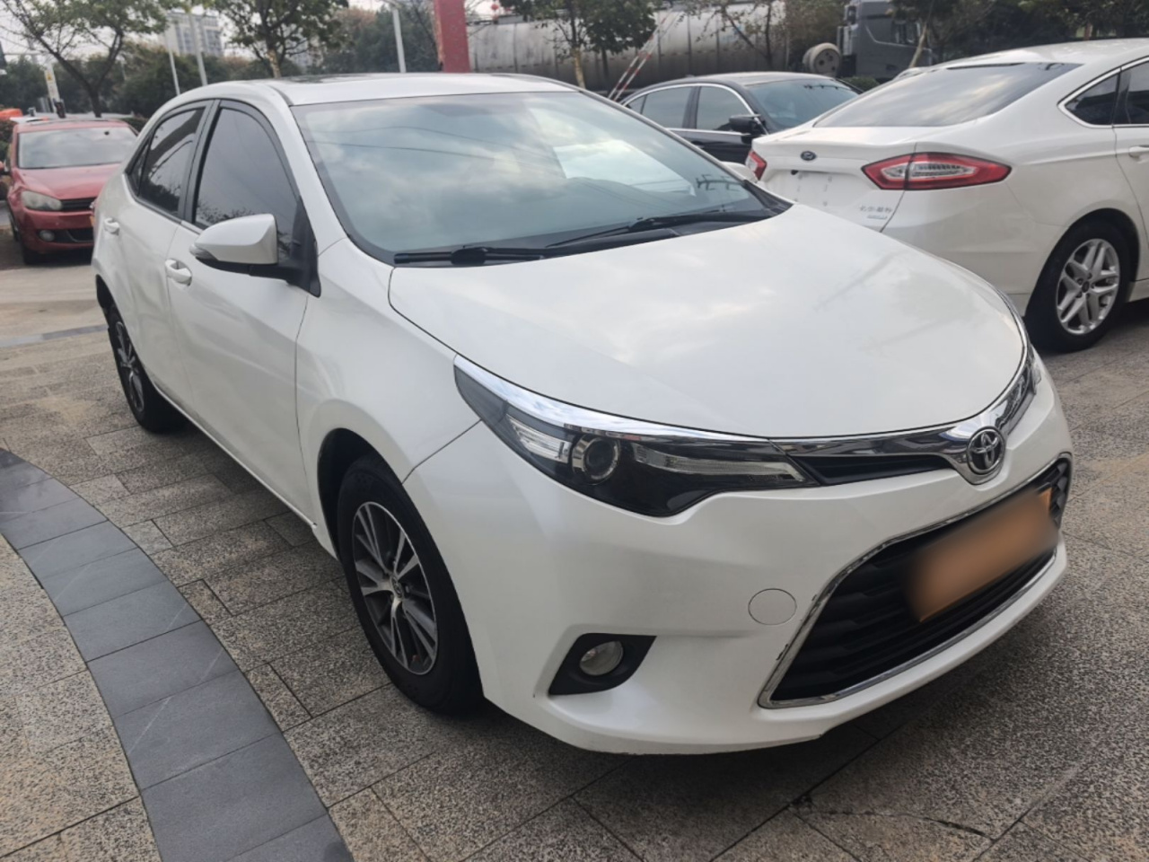 Levin 2016 1.6G CVT Elite photo 3