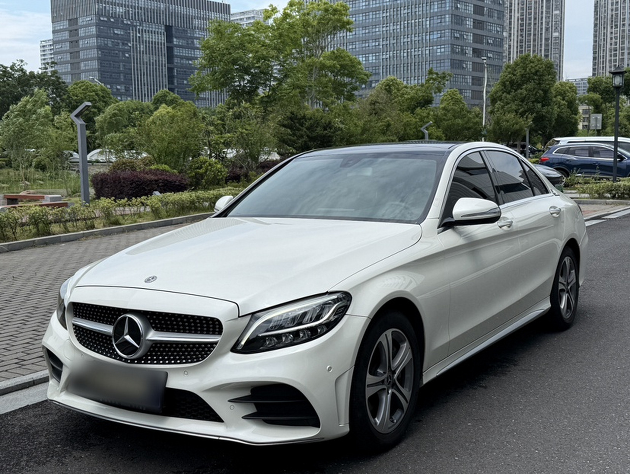 C-Class 2020 C 260 L Sport