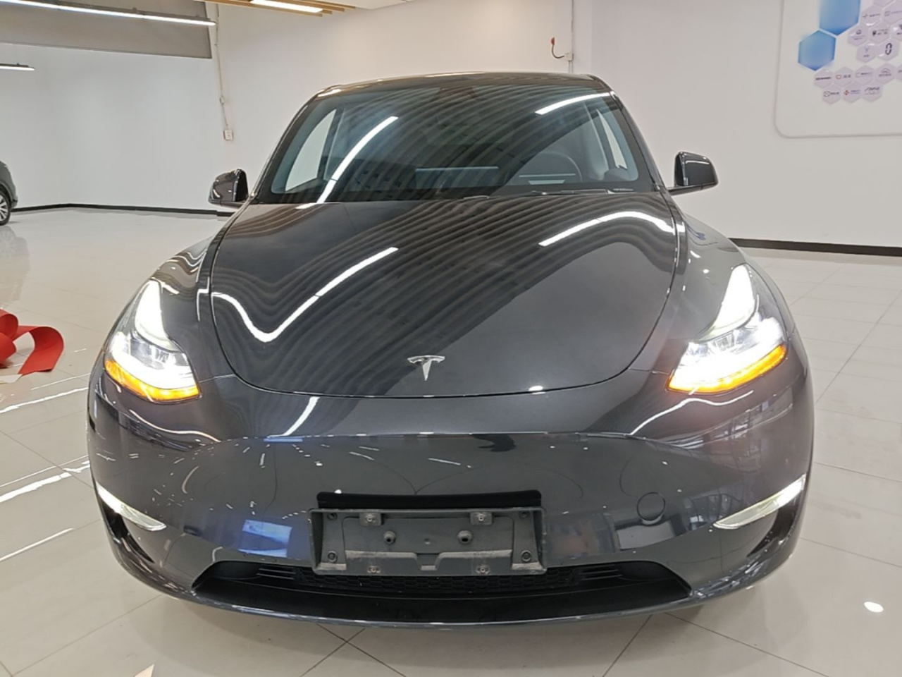Model Y 2024 RWD photo 2