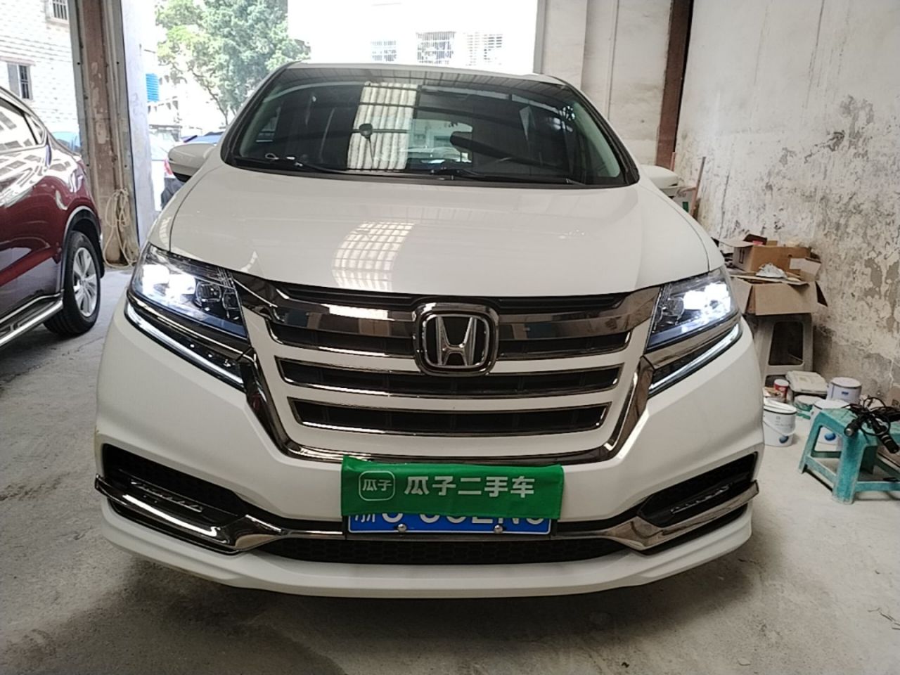 Elysion 2019 2.0L Hybrid Luxury photo 2