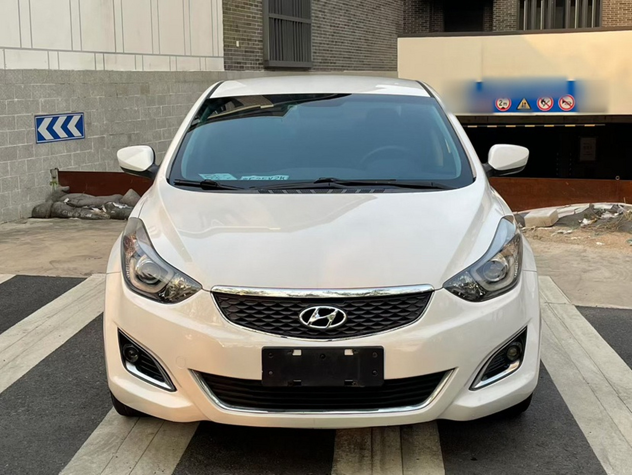 Elantra 2016 1.6L AT Smart photo 3