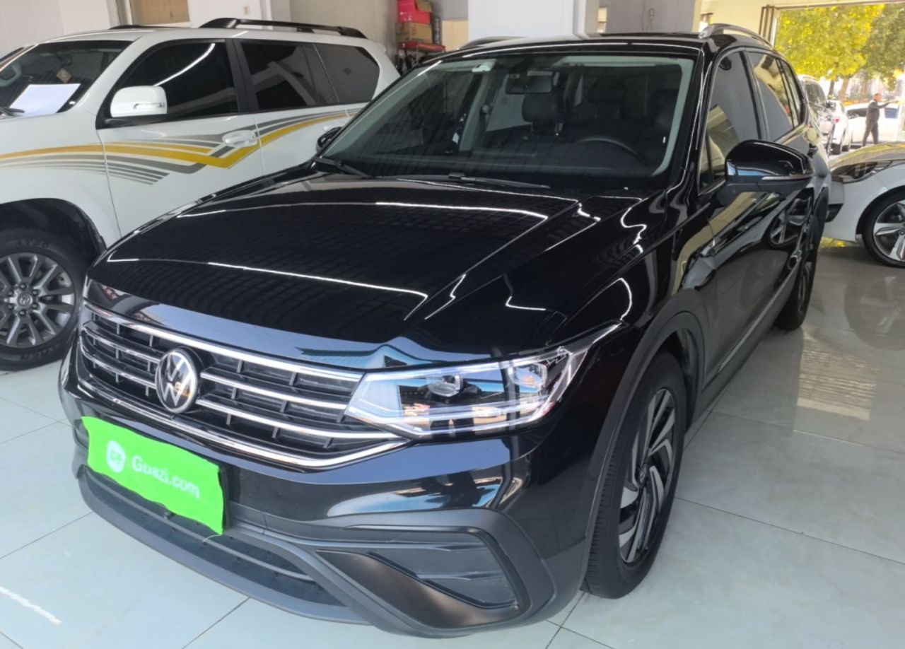 Tiguan L 2023 300TSI AT RWD Smart
