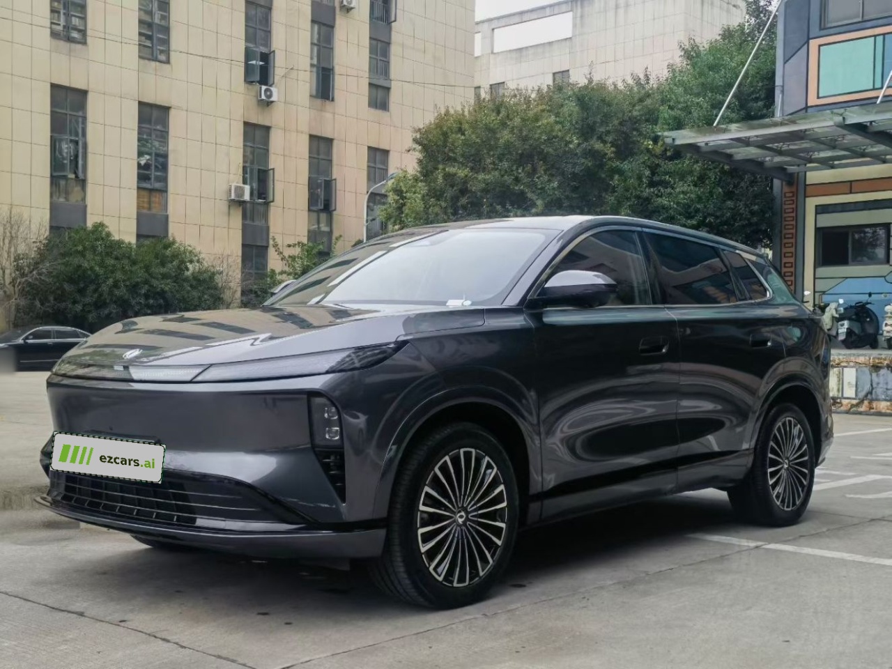 L8 2025 185KM