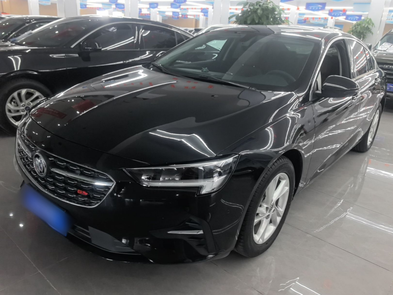 Regal 2023 552T Smart
