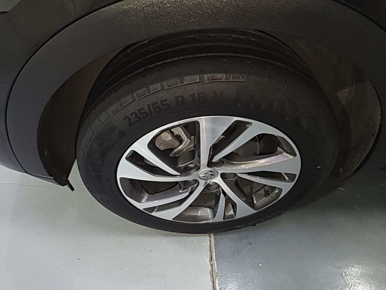 2023 Envision S 652T RWD Luxury photo 3