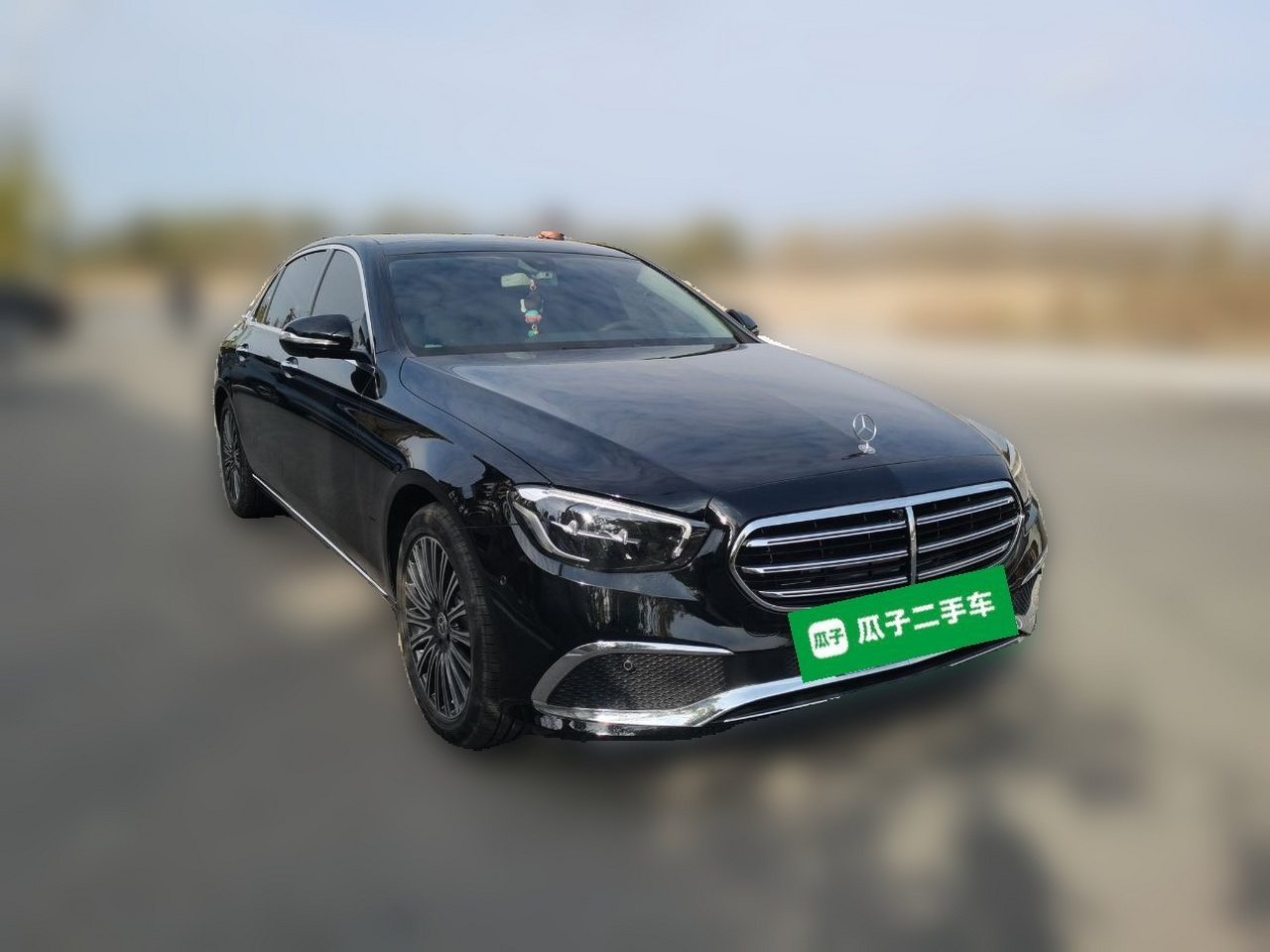 E-Class 2018 E 300 L Luxury photo 3