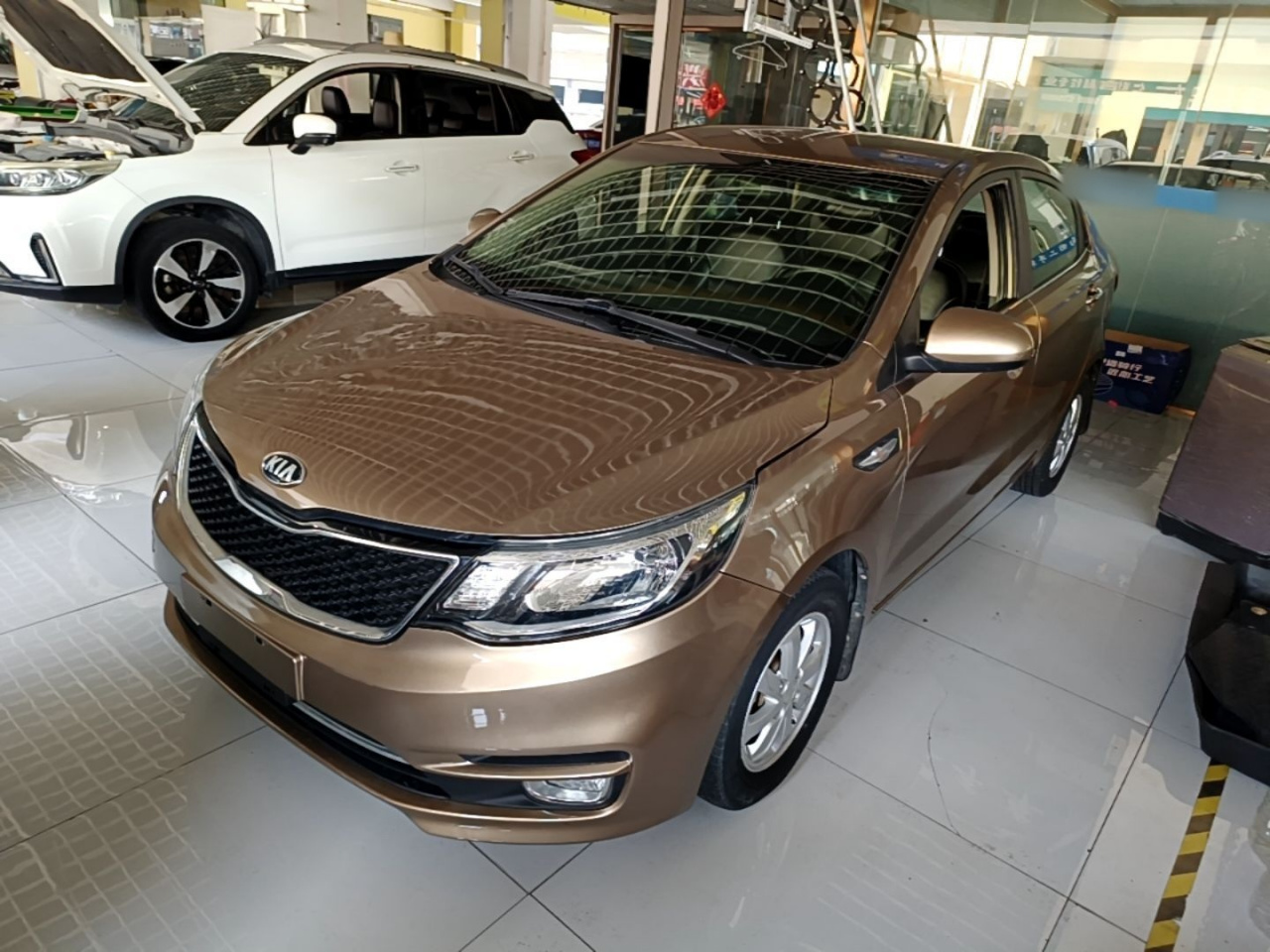 K2 2015 Sedan 1.4L MT GLS