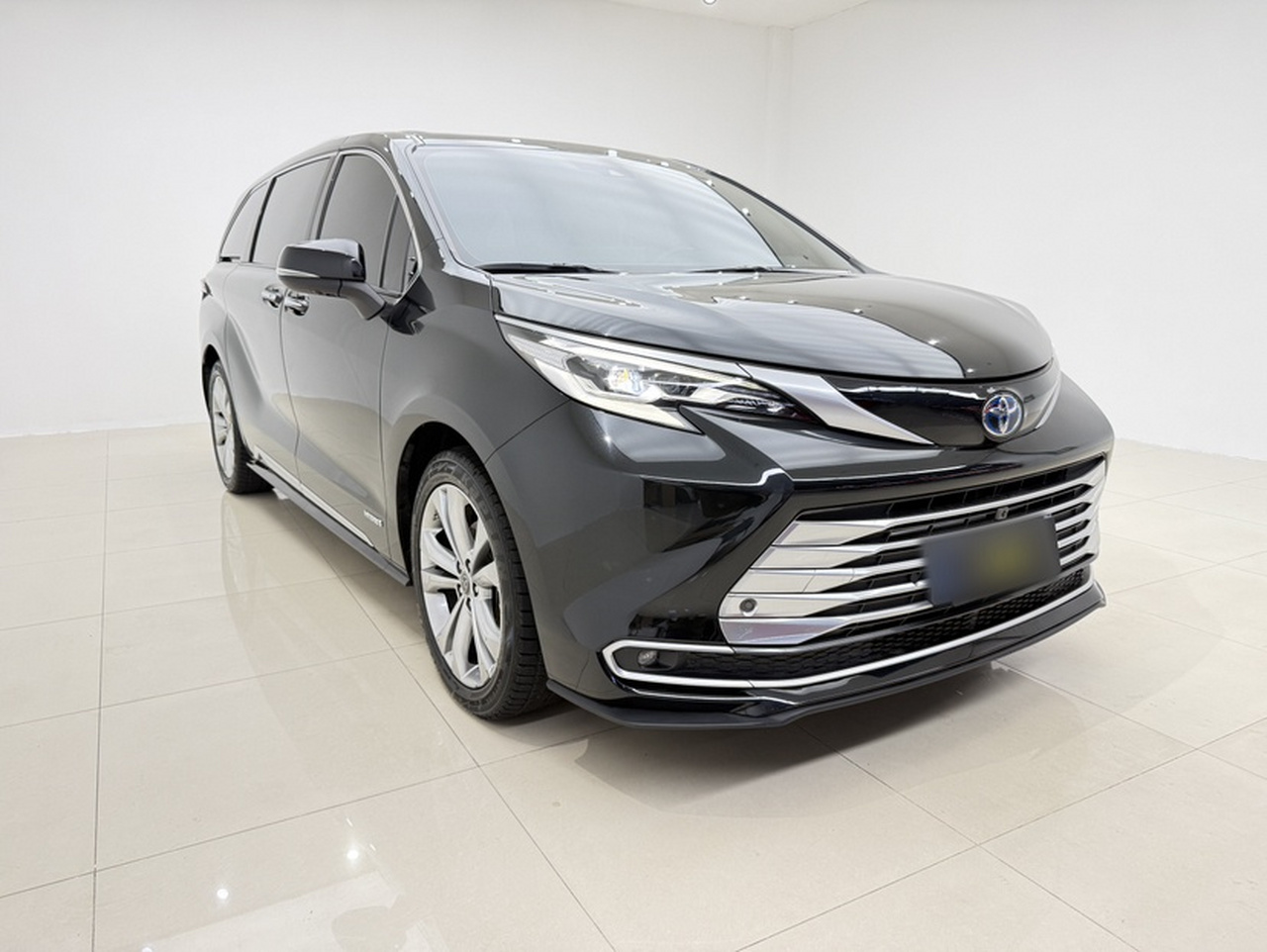 Sienna 2023 2.5L Hybrid Platinum photo 3