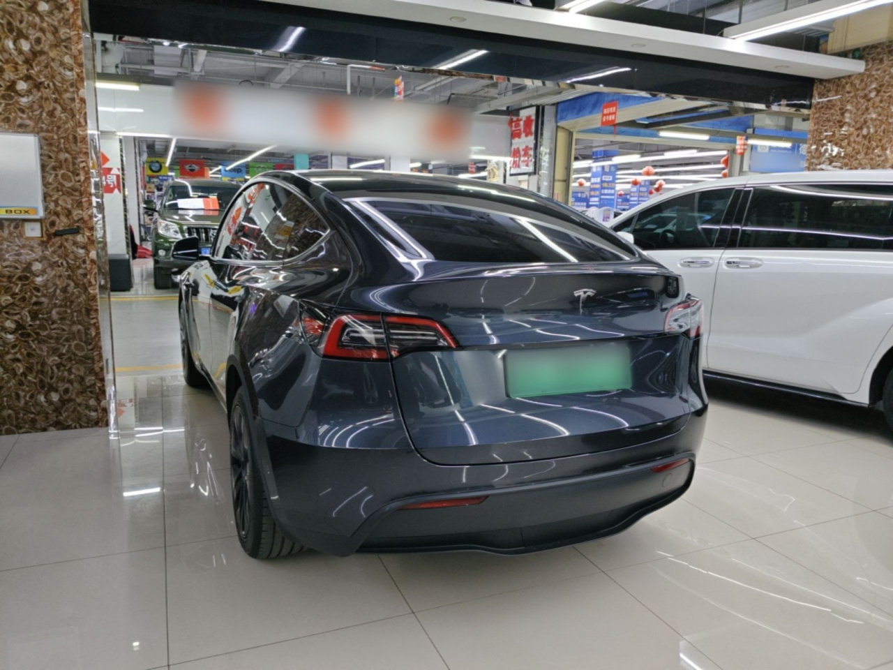 Model Y 2024 RWD photo 4