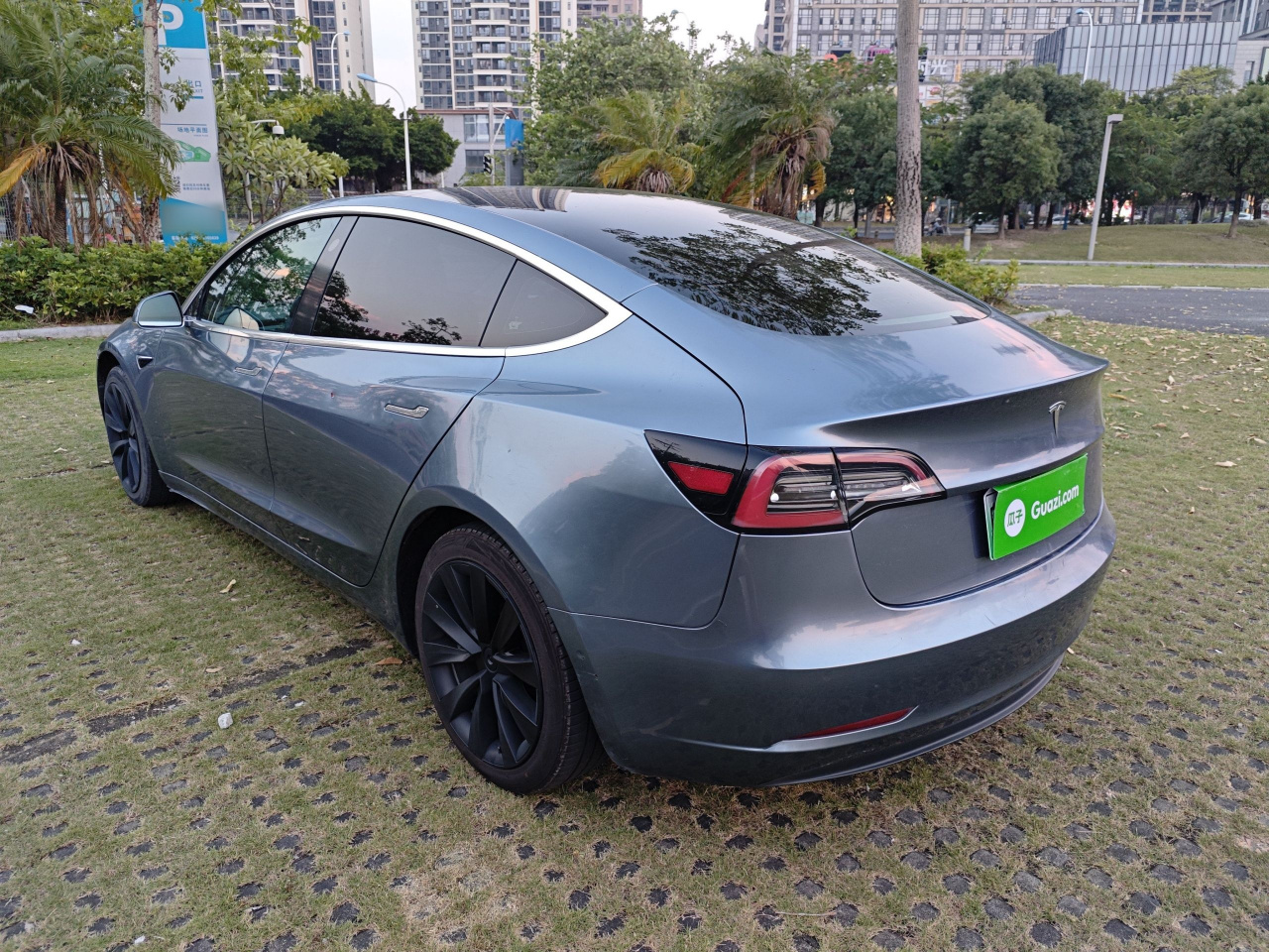 Model 3 Imported 2019 Long Range RWD photo 3