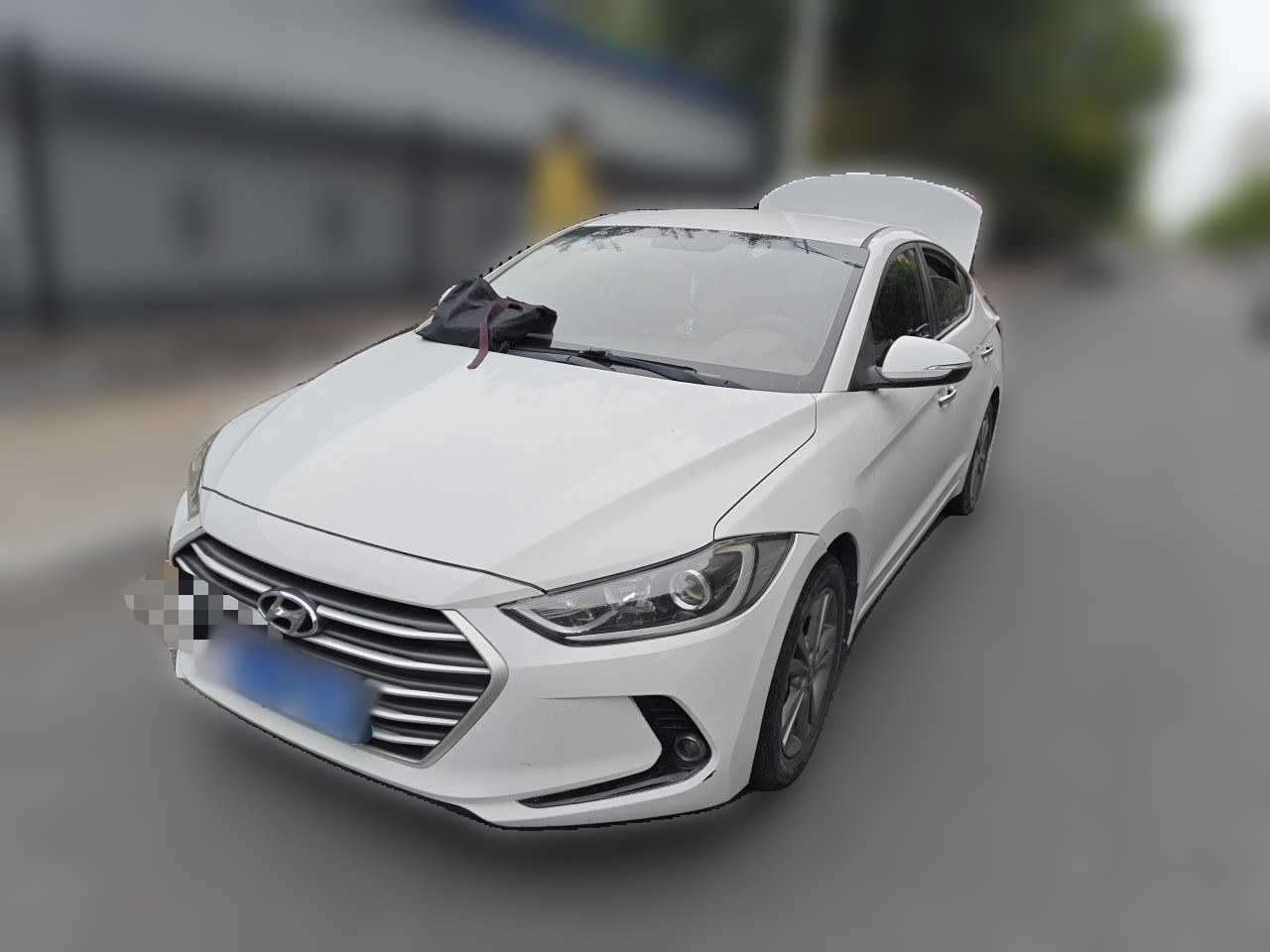 Elantra 2016 1.6L MT Smart