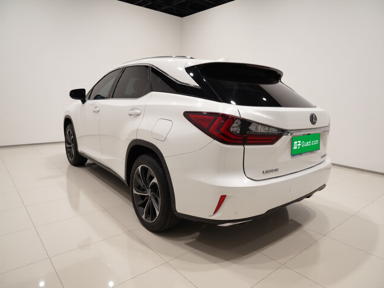 RX 2016 300 AWD Elegant China V photo 4