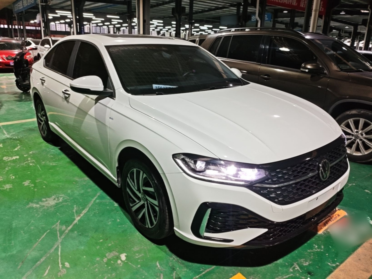 Lavida 2024 1.5L AT photo 3