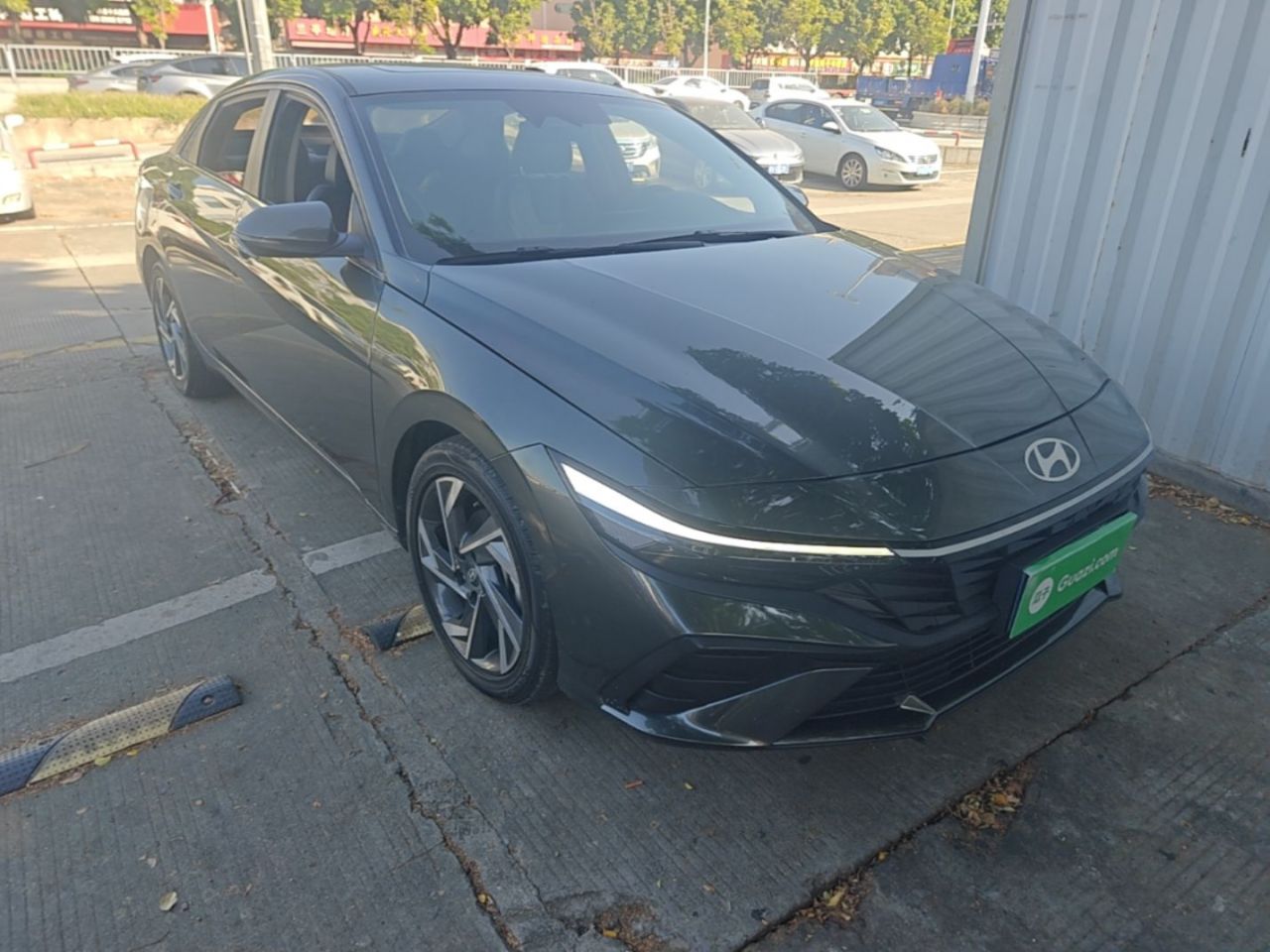 Elantra 2023 1.5L CVT LUX Premium photo 3