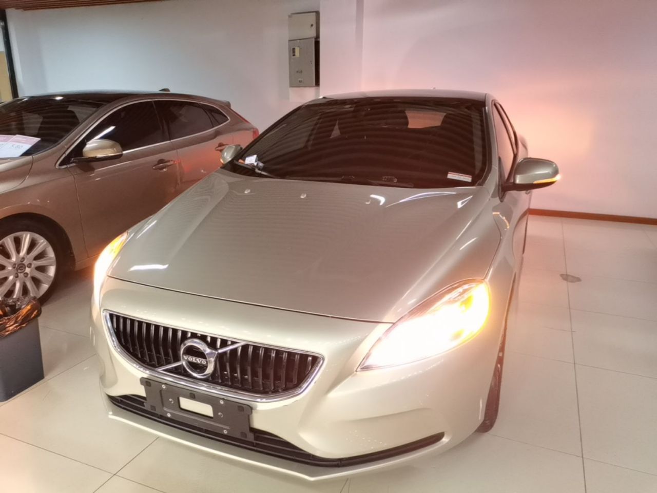 V40 2017 T3 photo 2