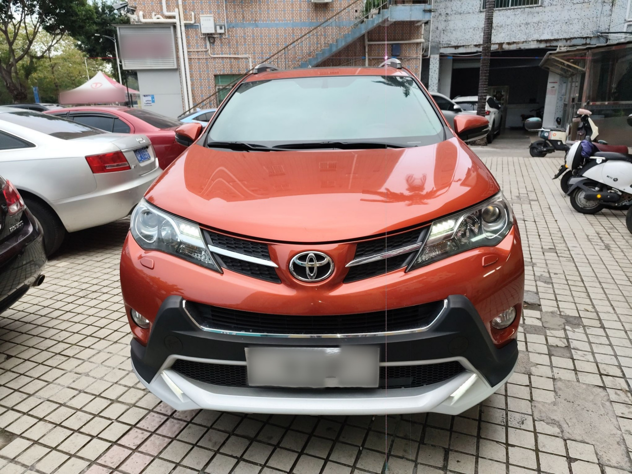 RAV4 2013 2.5L AT AWD Elite photo 2