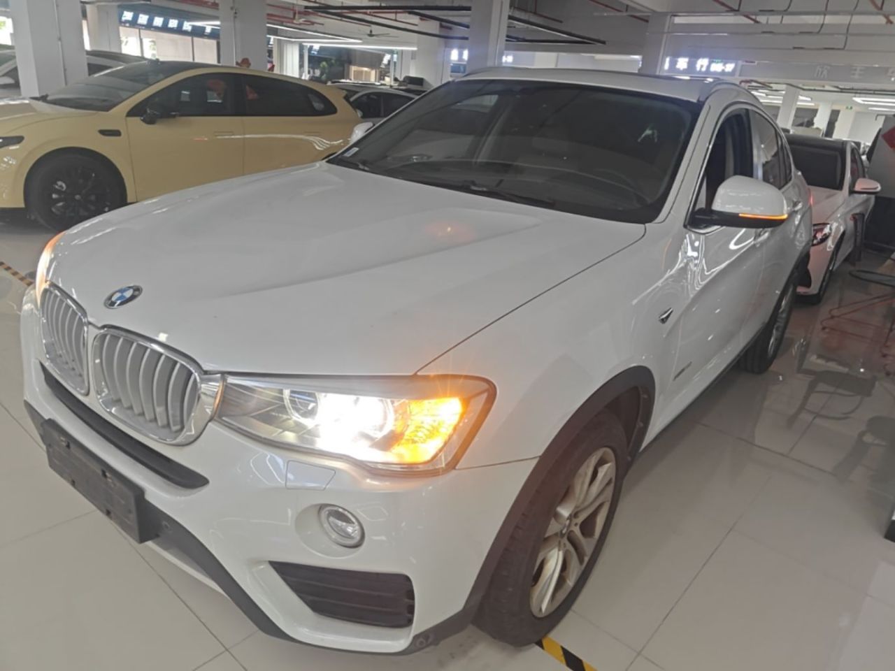 X4 2014 xDrive28i Leading