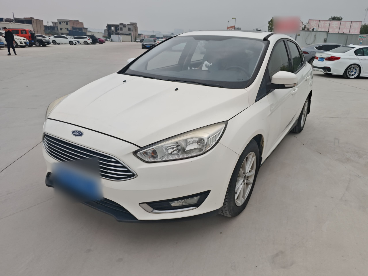 Focus 2015 Sedan 1.6L AT