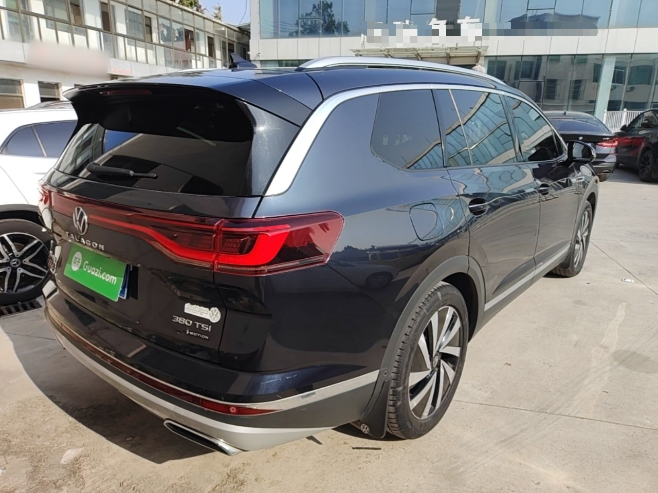 2021 380TSI AWD Luxury Pro photo 4