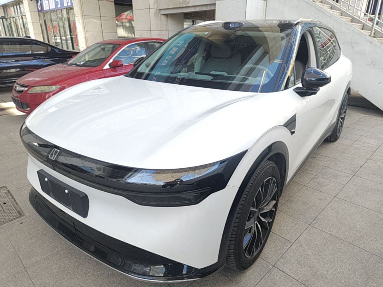 7X 2025 75kWh RWD ADAS