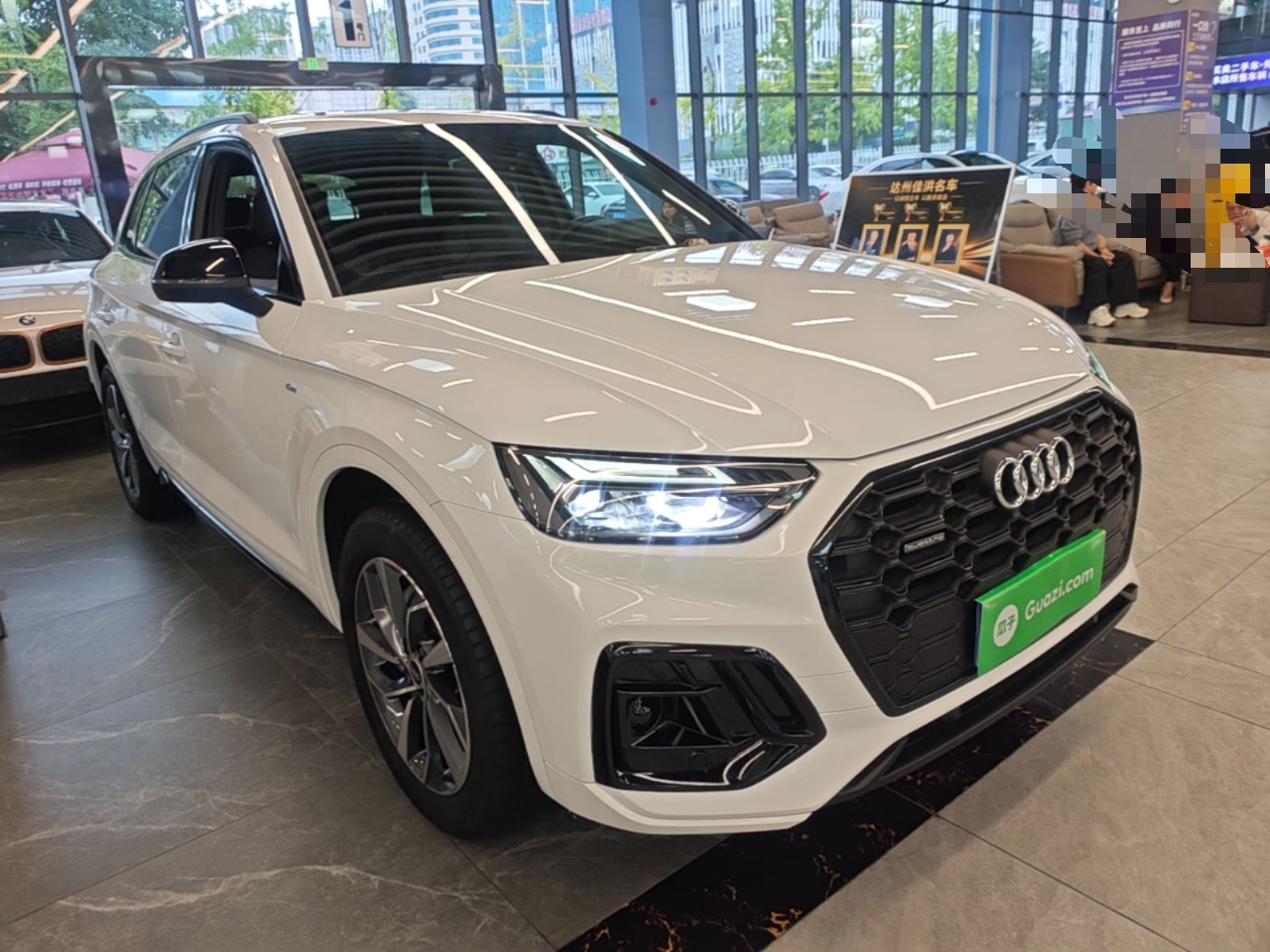 Q5L 2024 40 TFSI Luxury Dynamic photo 3