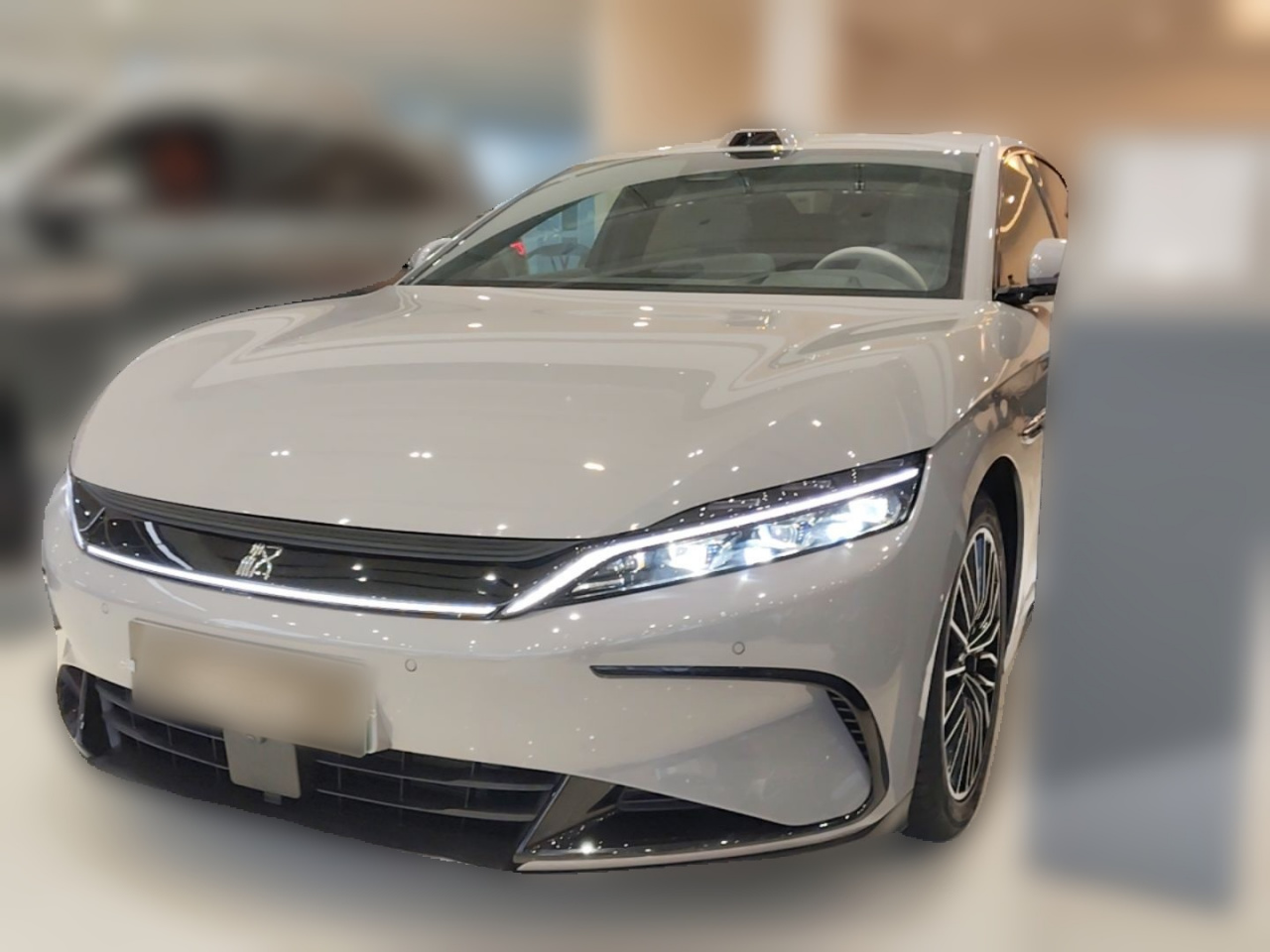Han 2025 DM-i ADAS 125KM LiDAR Flagship