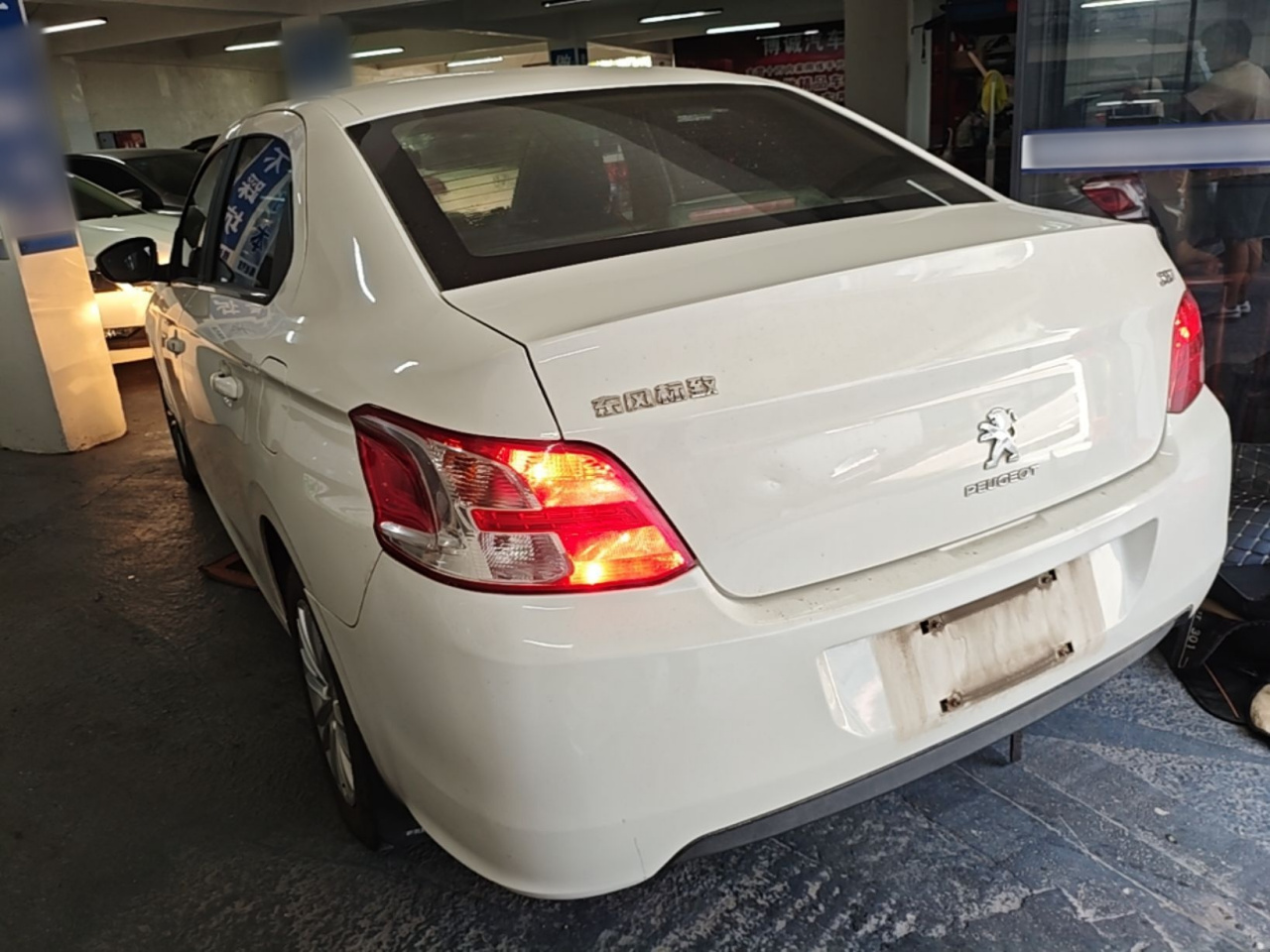 301 2016 1.6L MT Comfort photo 4