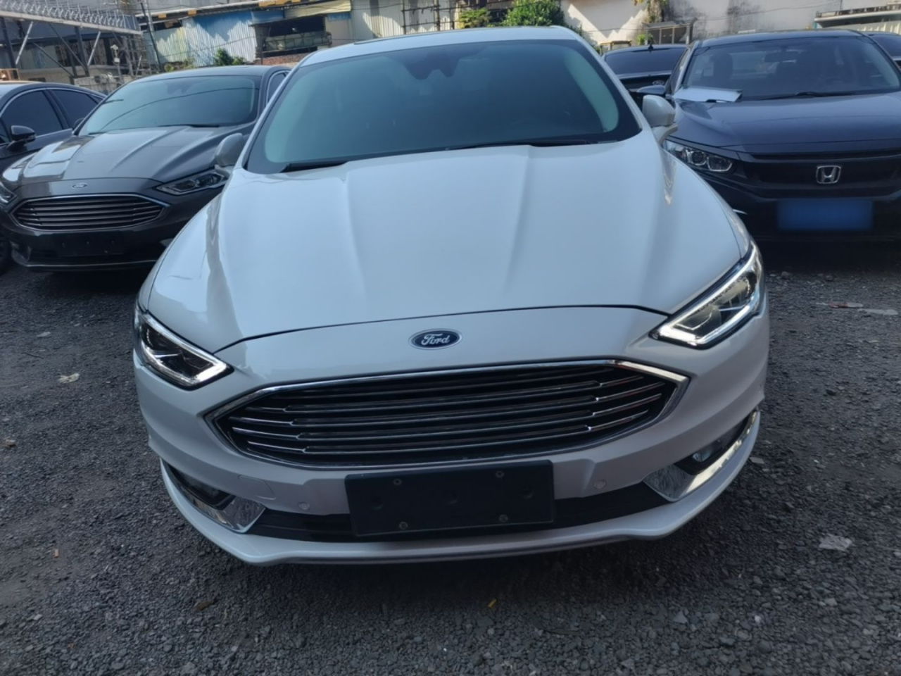 Mondeo 2017 Facelift EcoBoost 200 Luxury photo 2