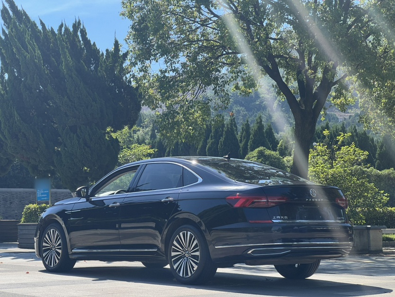 Passat 2020 Facelift 330TSI Luxury China VI photo 3