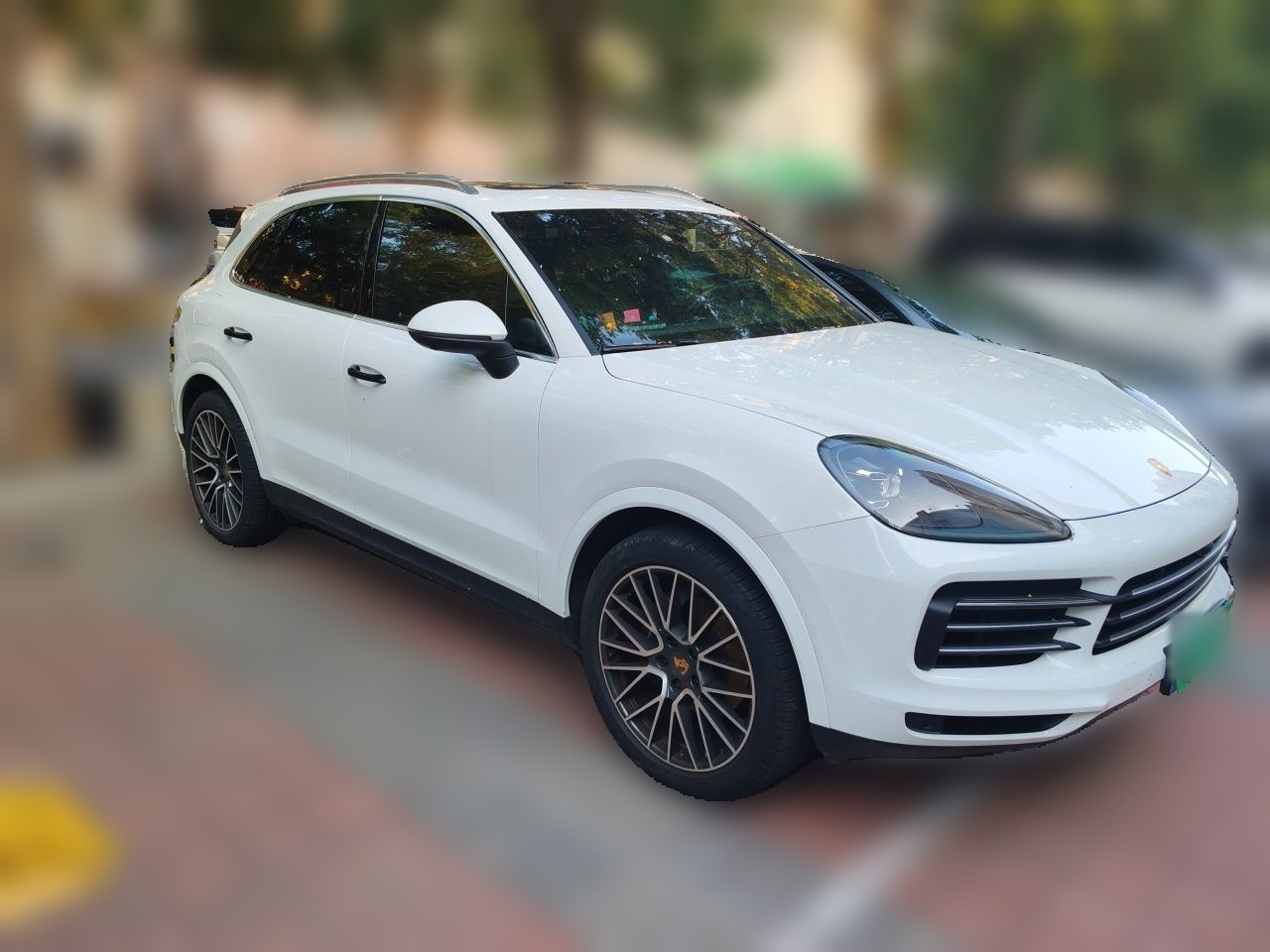 2019 Cayenne 3.0T photo 3