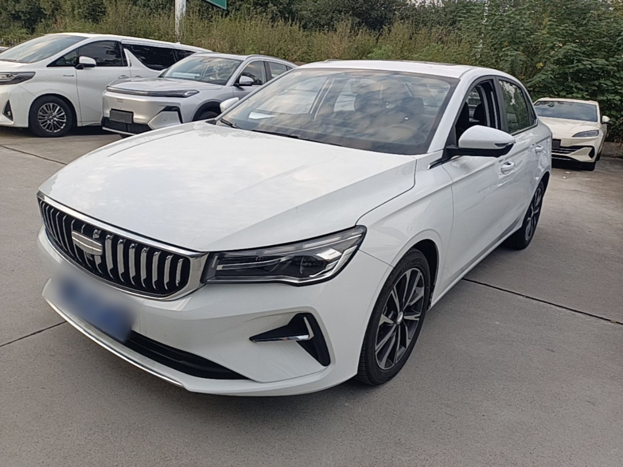 Emgrand 2026 400 1.5L CVT