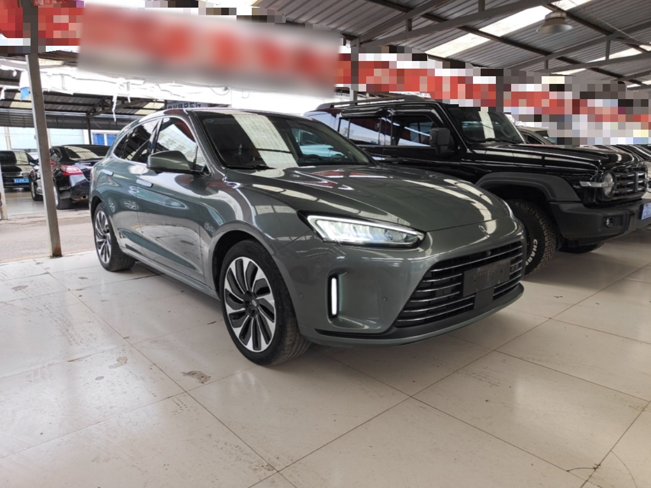 HIMA AITO M5 2022 EREV AWD photo 3