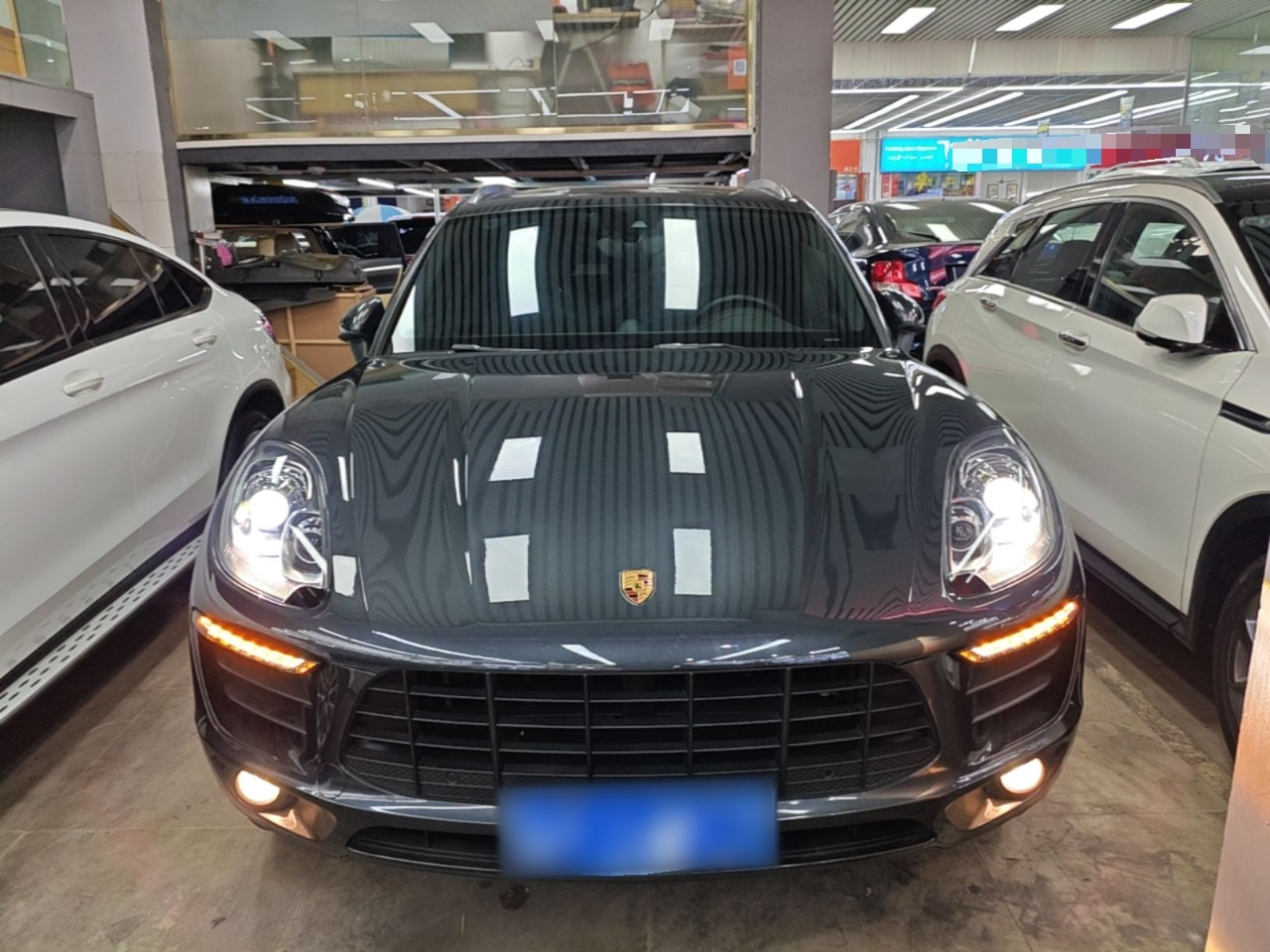 2017 Macan S 3.0T photo 2