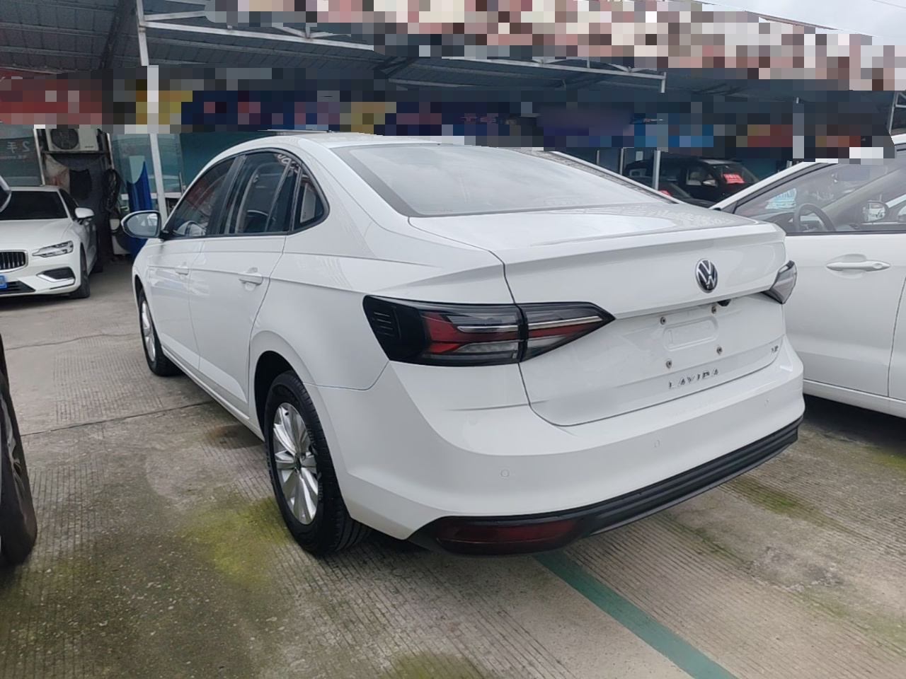 Lavida 2023 1.5L AT photo 4