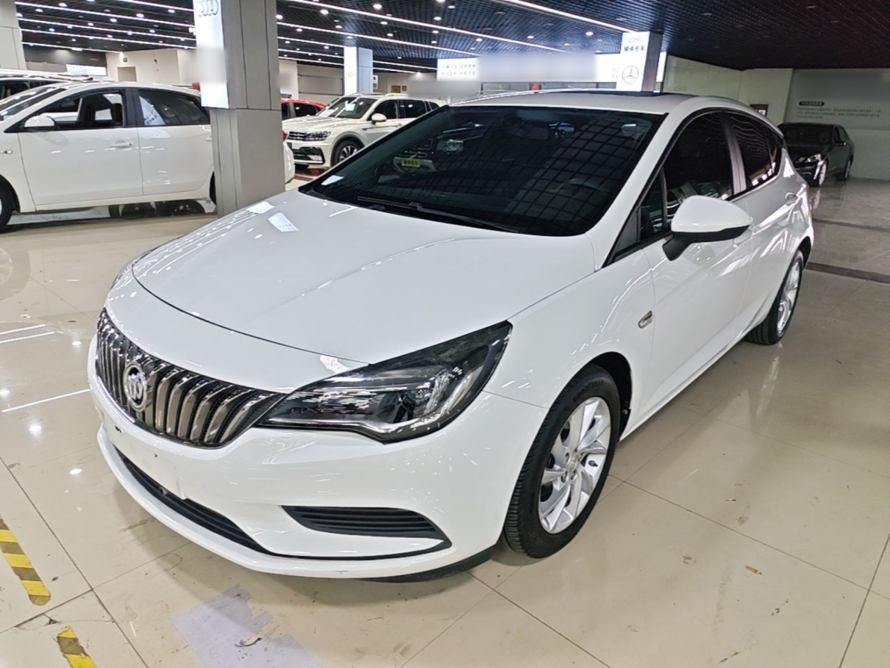 Verano 2016 Hatchback 15S AT Progressive