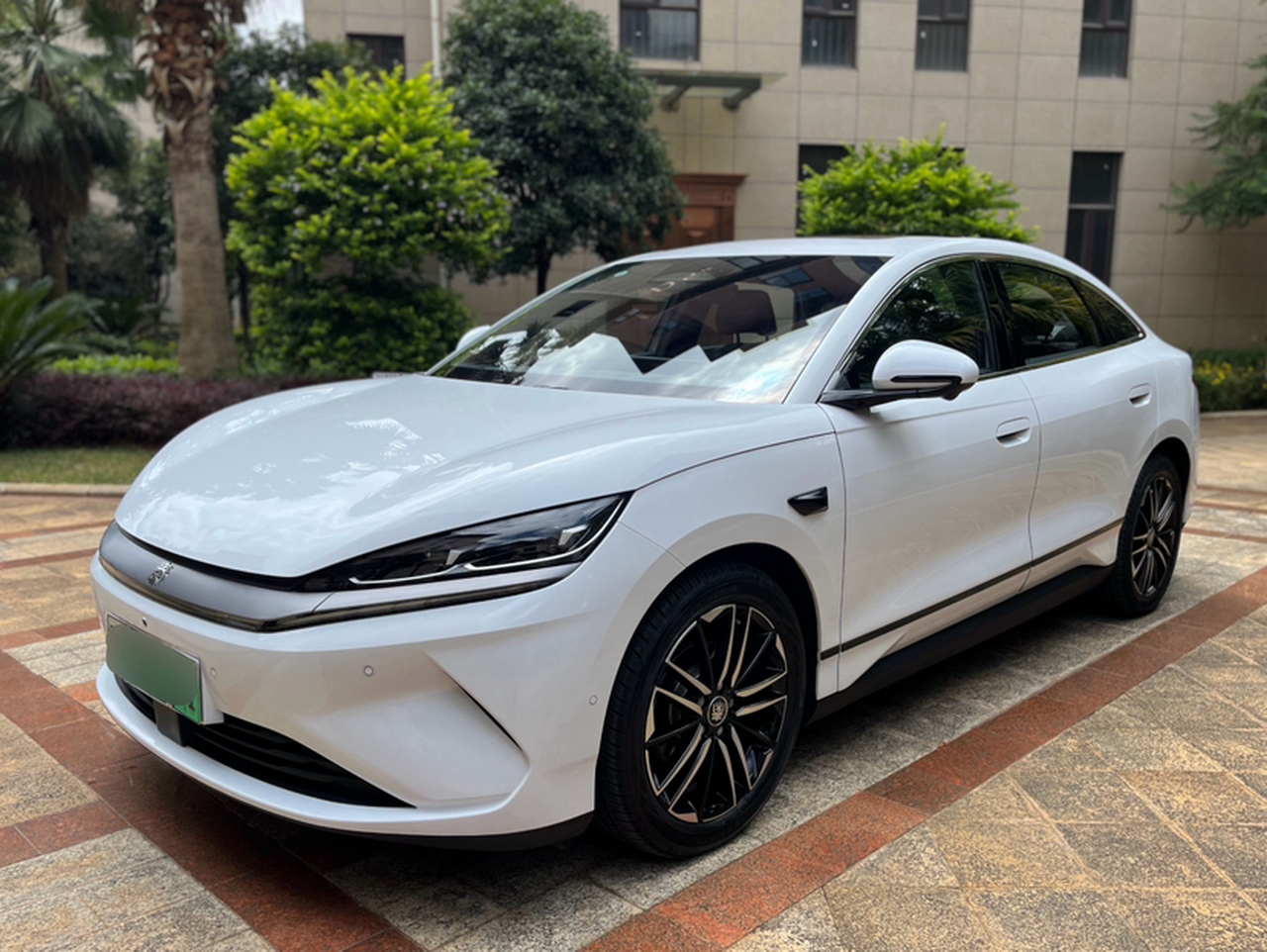 Qin L 2025 EV 545KM