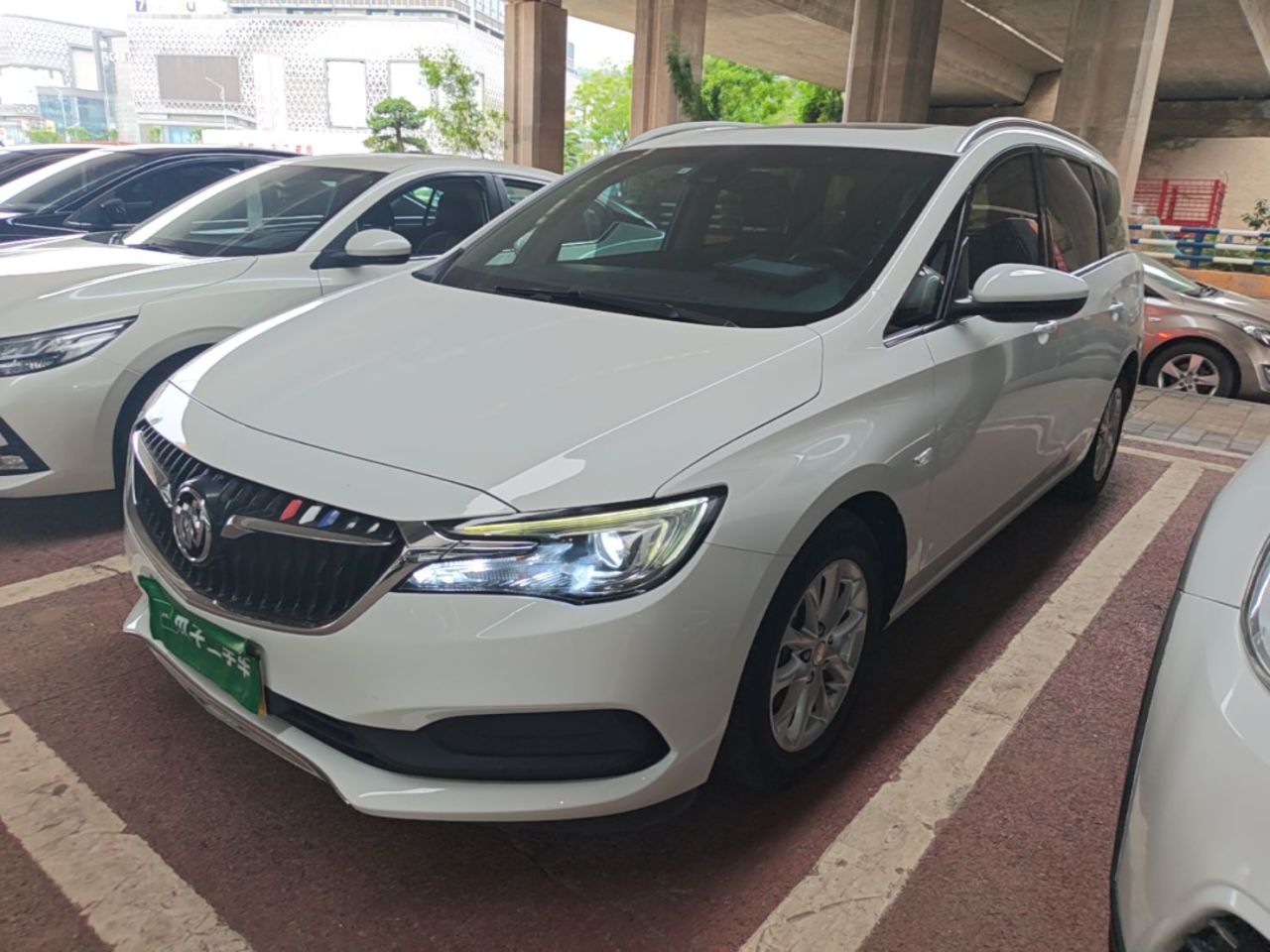 GL6 2018 18T 6-Seater Luxury