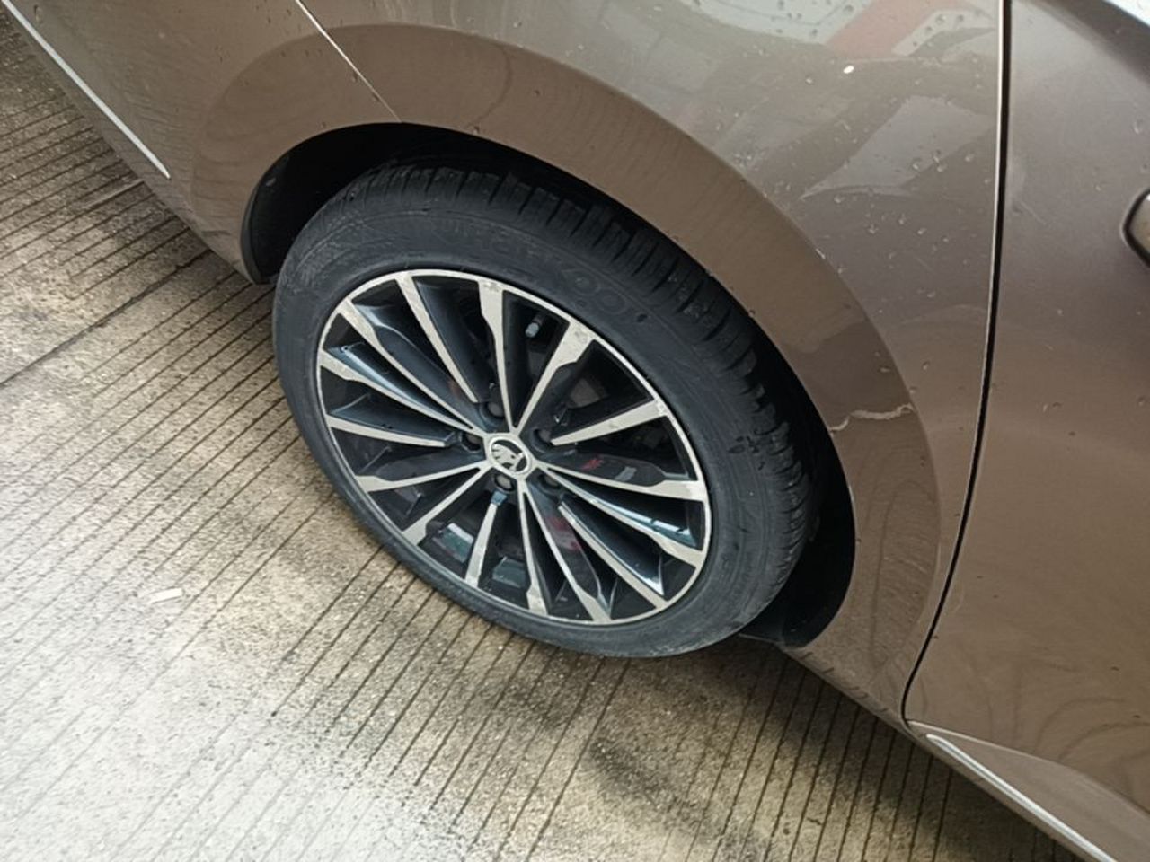 Superb 2016 TSI330 DSG photo 3