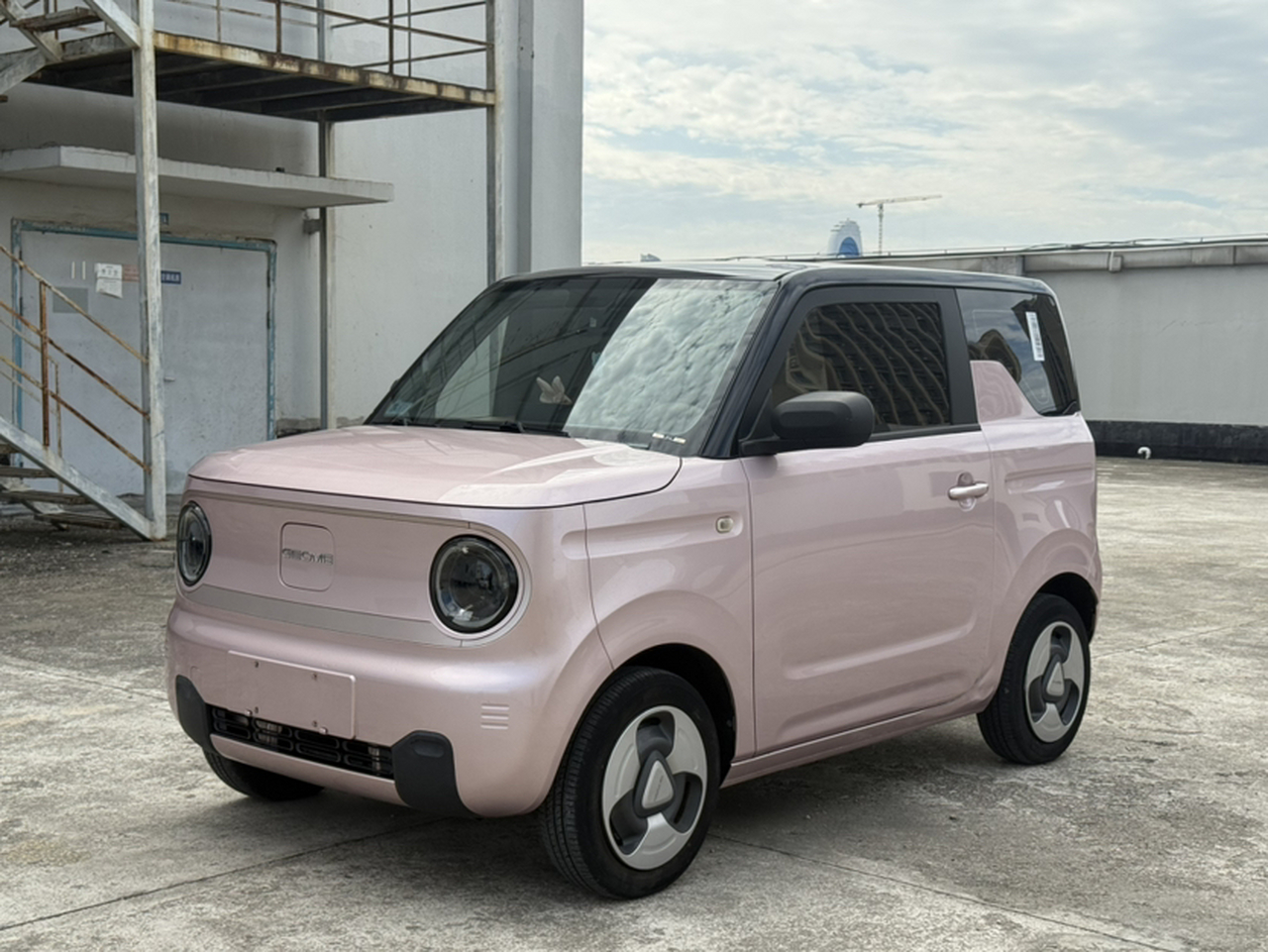 2023 Panda mini 200km