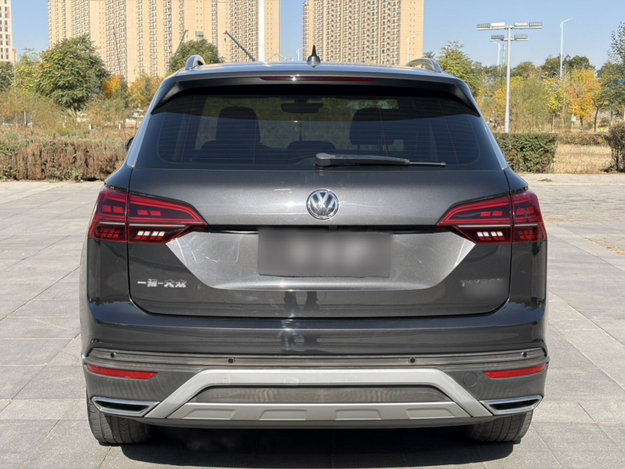 Tayron 2020 330TSI RWD Luxury Connected photo 5