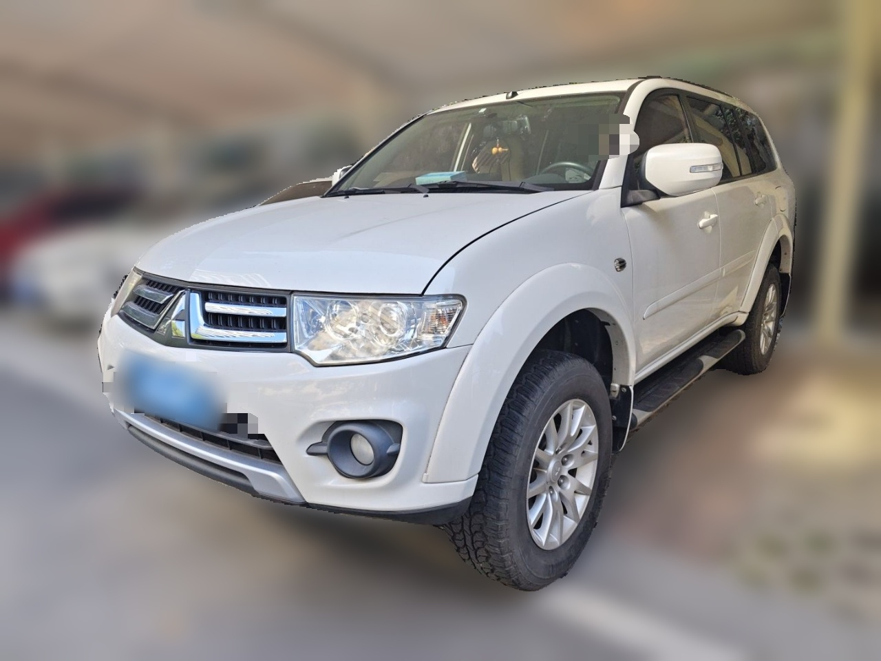 Pajero 2013 3.0L AT RWD Luxury