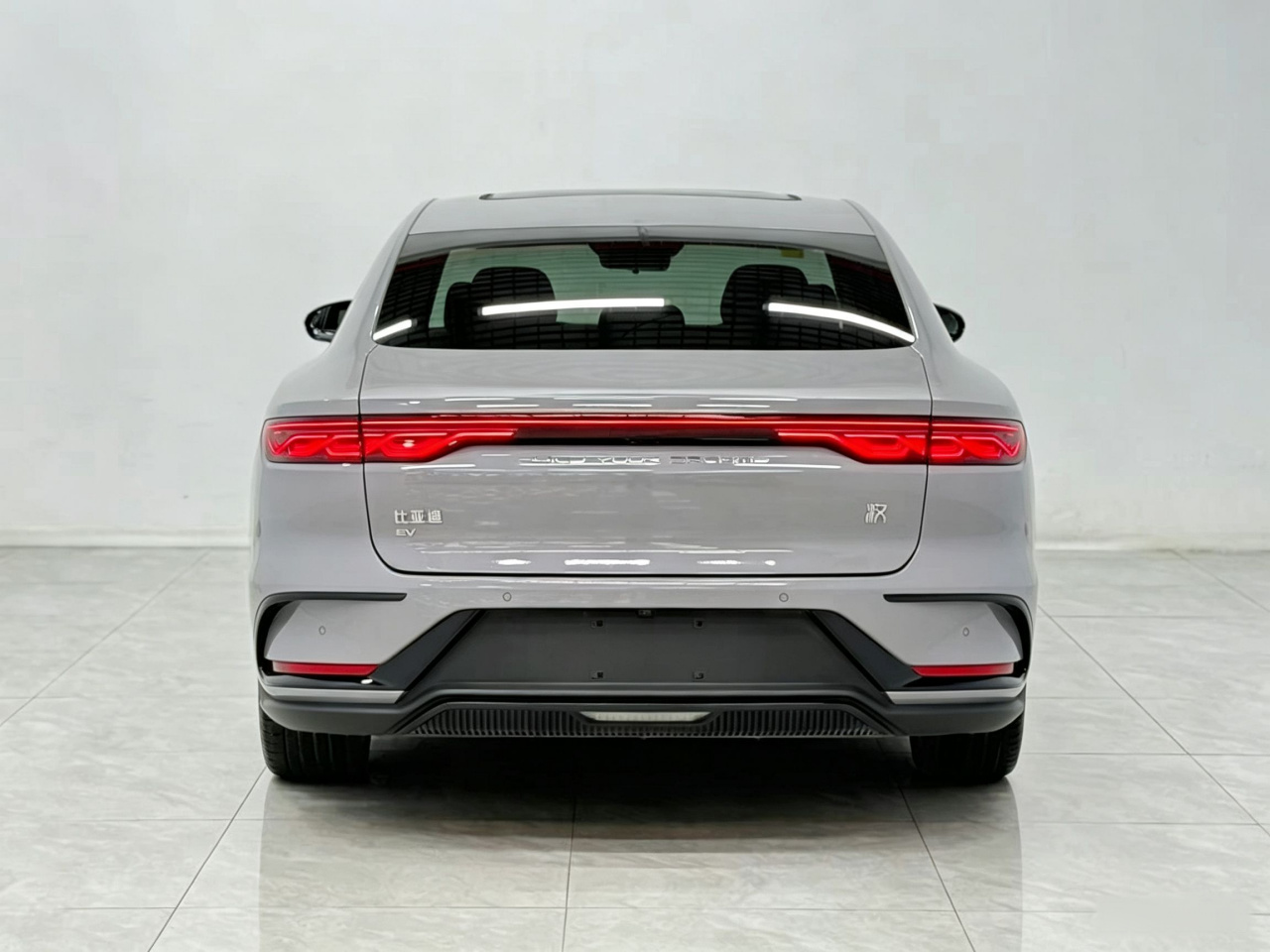 Han 2025 EV 605KM Premium photo 5