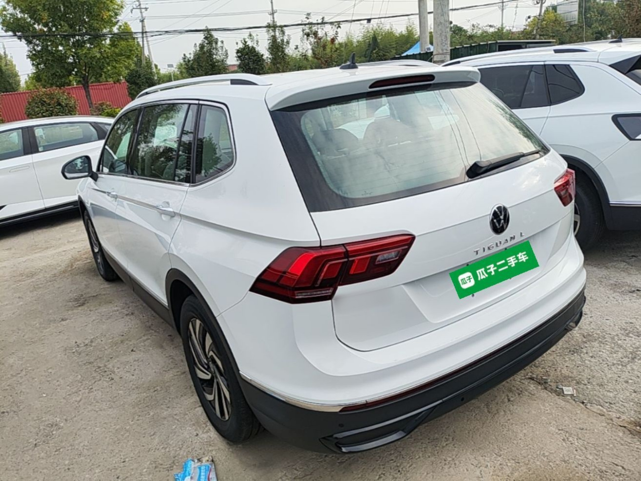 Tiguan L 2025 300TSI AT RWD photo 4